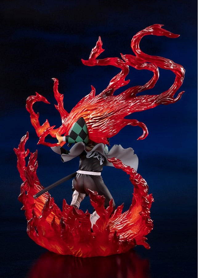 Estátua Tanjiro Kamado (Hinokami Kagura) - Demon Slayer