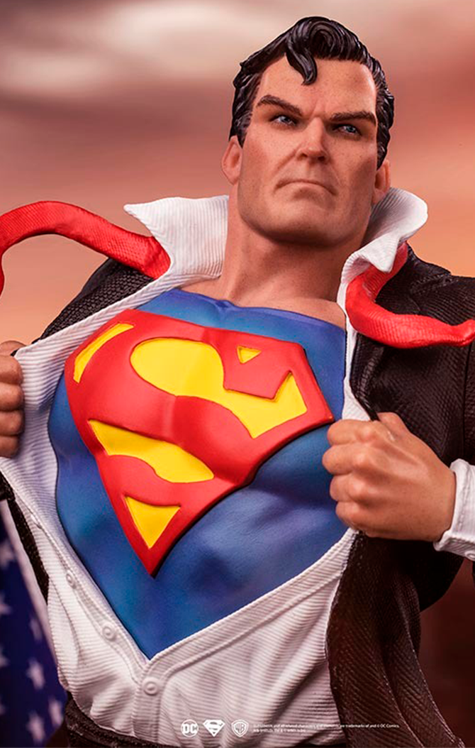 Estátua Clark Kent Deluxe - DC Comics - Art Scale 1/10 - Iron Studios