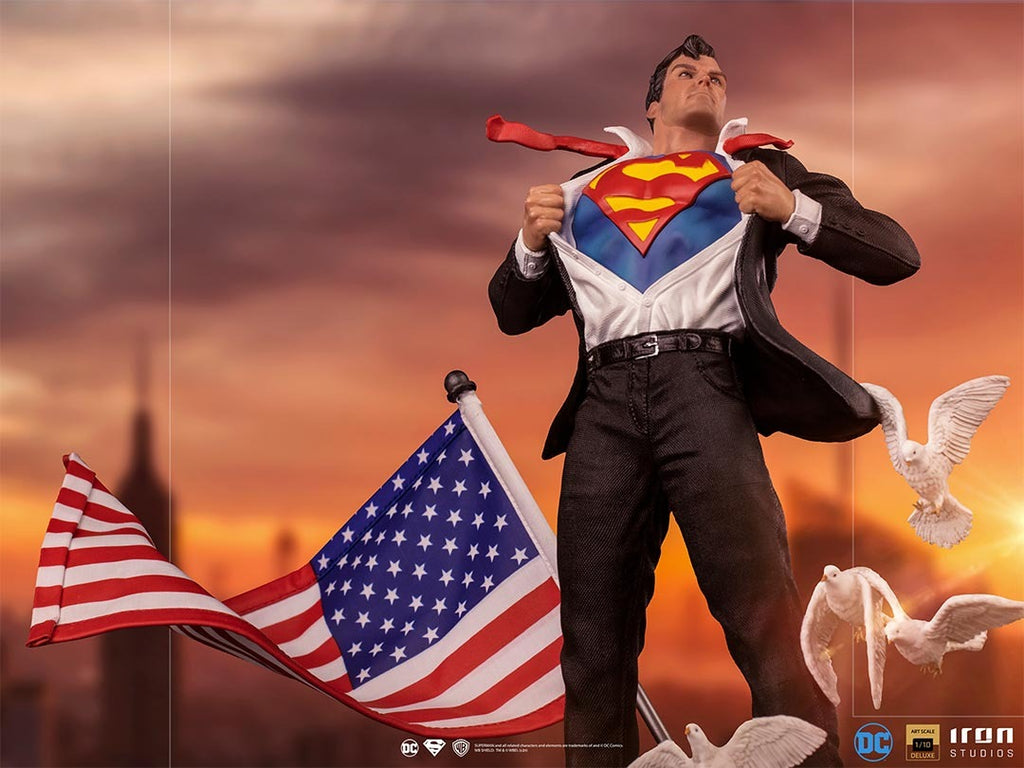 Estátua Clark Kent Deluxe - DC Comics - Art Scale 1/10 - Iron Studios