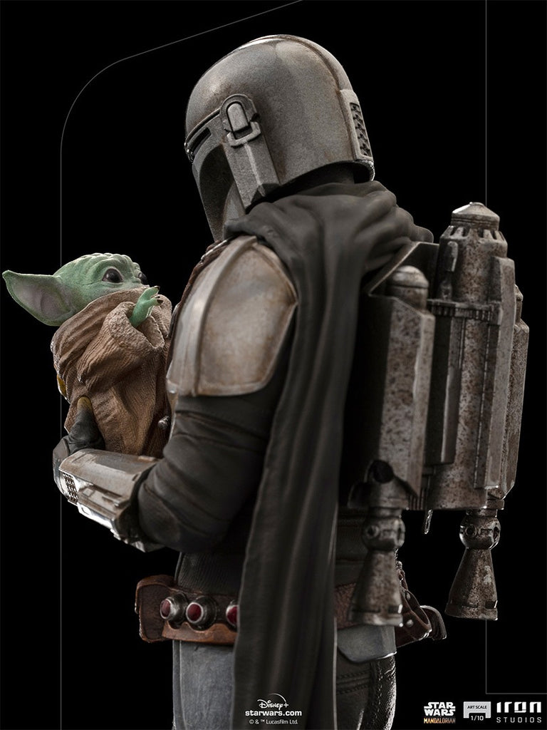 Estátua The Mandalorian and Grogu - The Mandalorian - Art Scale 1/10 -  Iron Studios