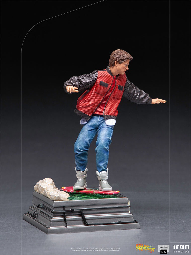 Estátua Marty McFly on Hoverboard - Back to the Future - Art Scale 1/10 - Iron Studios