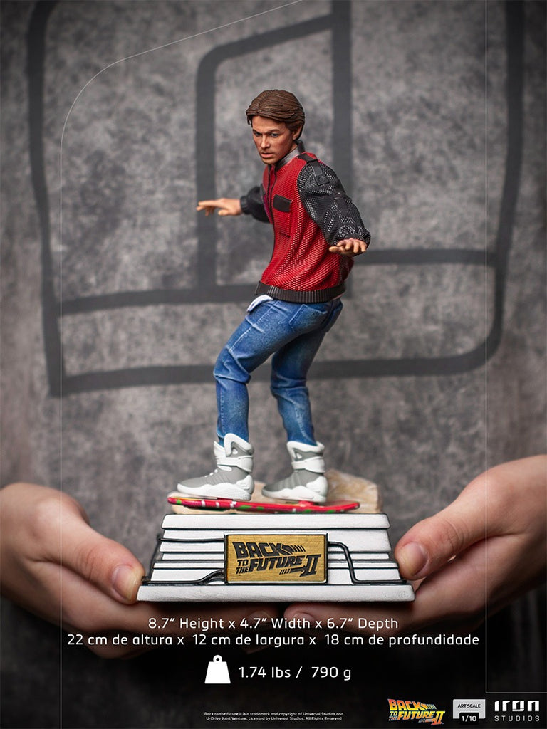 Estátua Marty McFly on Hoverboard - Back to the Future - Art Scale 1/10 - Iron Studios