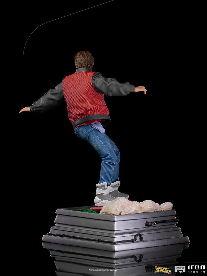 Estátua Marty McFly on Hoverboard - Back to the Future - Art Scale 1/10 - Iron Studios
