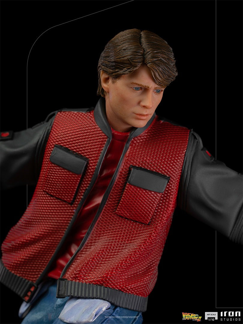 Estátua Marty McFly on Hoverboard - Back to the Future - Art Scale 1/10 - Iron Studios