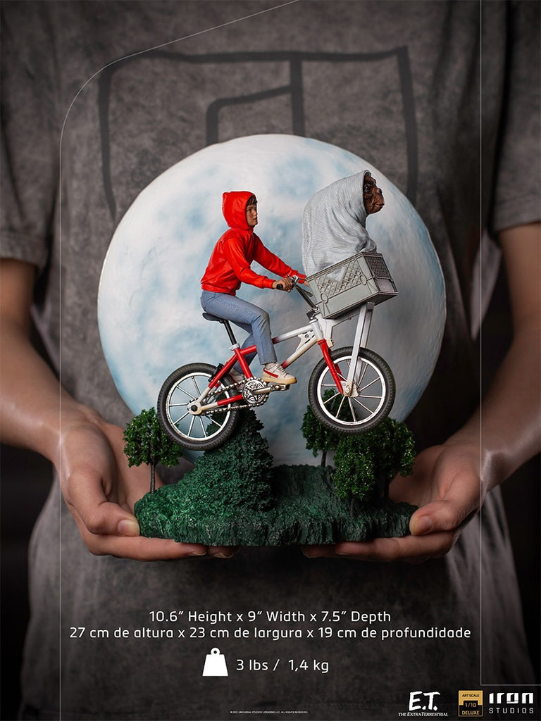 Estátua E.T. & Elliot Deluxe - E.T. - Art Scale 1/10 - Iron Studios