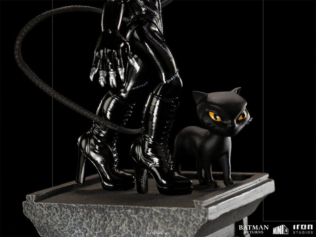 Estátua Catwoman Returns - Batman Returns - MiniCo - Iron Studios