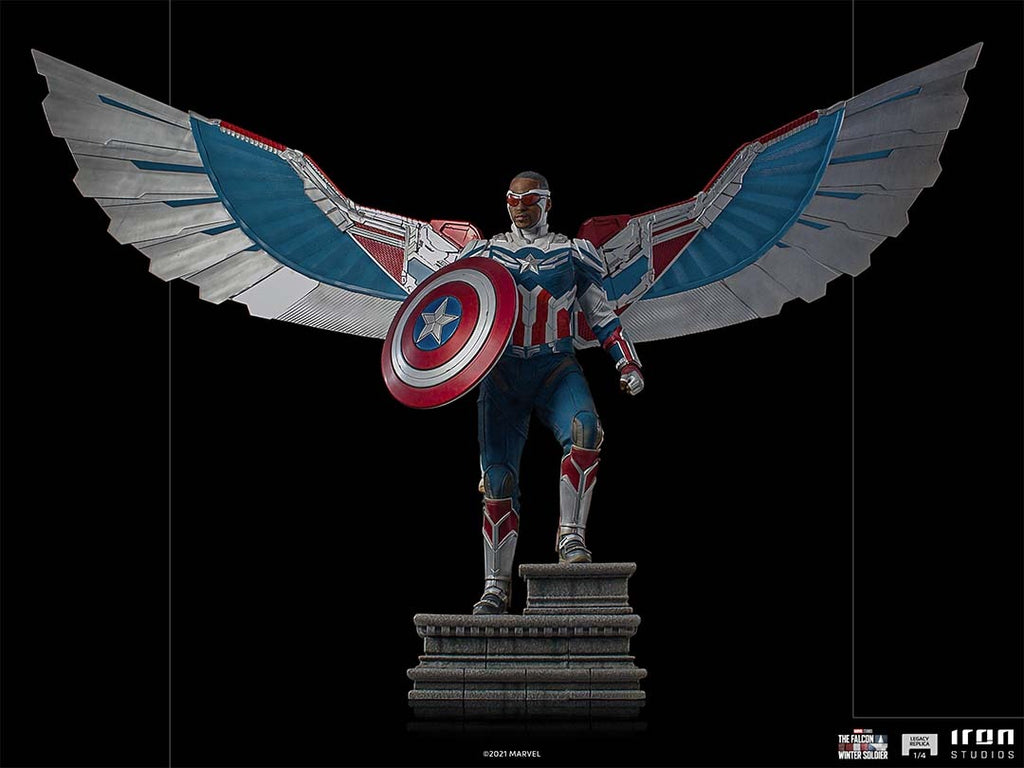 Estátua Capitão America Sam Wilson (Complete) - Falcão e o Soldado Inverna - Legacy Replica 1/4 - Iron Studios