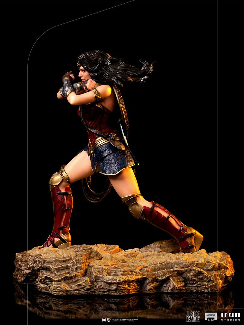 Estátua Mulher Maravilha - Ligada Justiça de Zack Snyder - BDS Art Scale 1/10 - Iron Studios