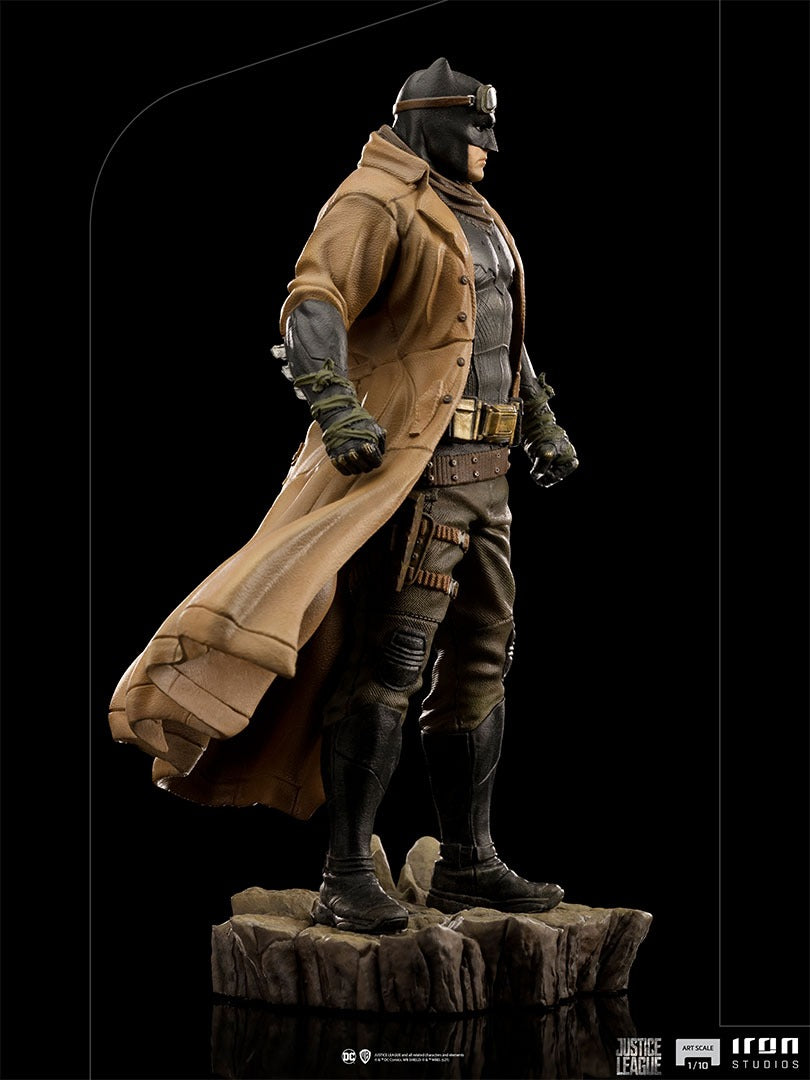 Estátua Batman Knightmare - Zack Snyder's Justice League - BDS Art Scale 1/10 - Iron Studios