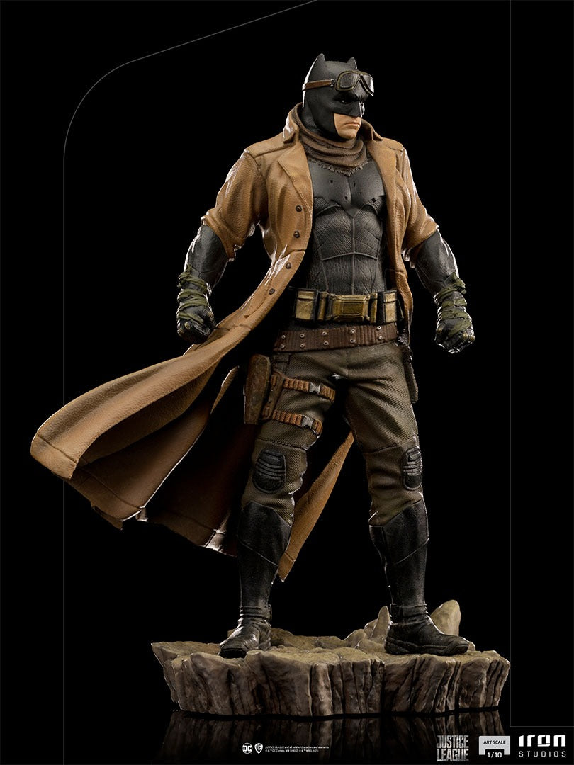 Estátua Batman Knightmare - Zack Snyder's Justice League - BDS Art Scale 1/10 - Iron Studios