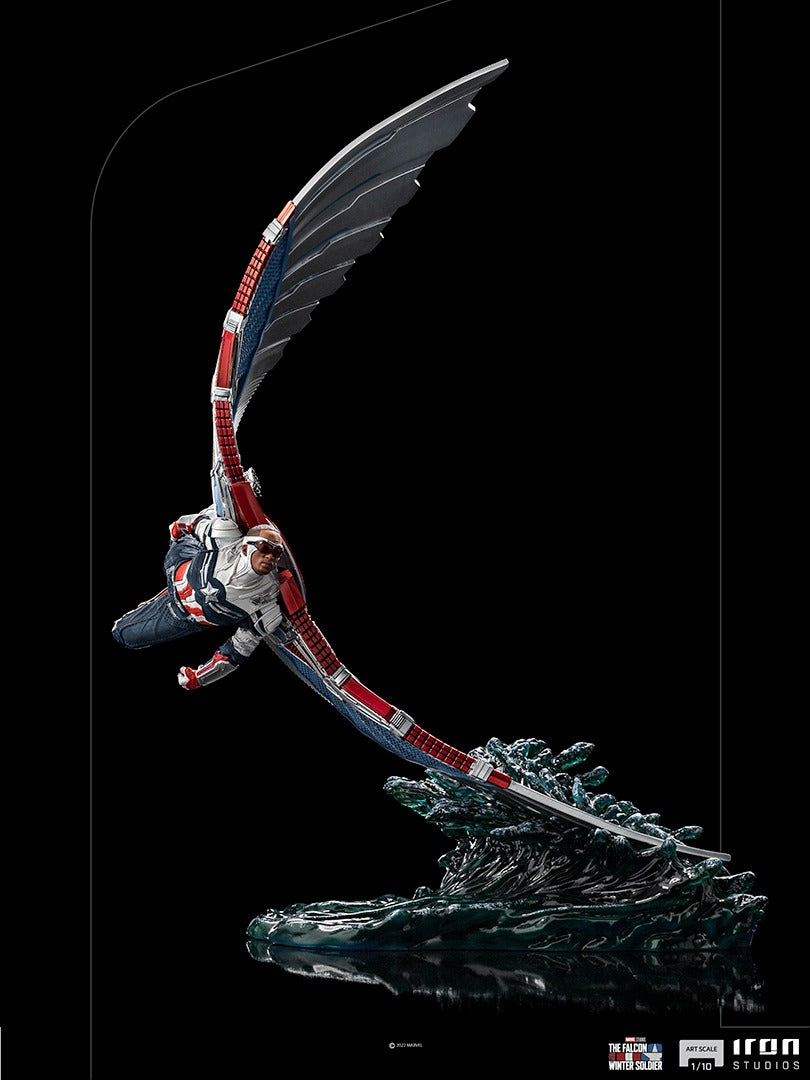 Estátua Capitão América Sam Wilson (Deluxe) - O Falcão e o Soldado Invernal - BDS Art Scale 1/10 - Iron Studios