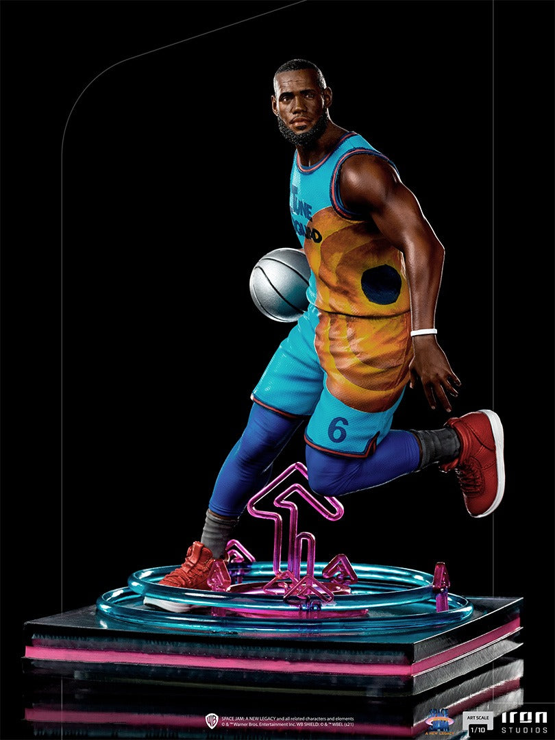 Estátua LeBron James - Space Jam: A New Legacy - Art Scale 1/10 - Iron Studios