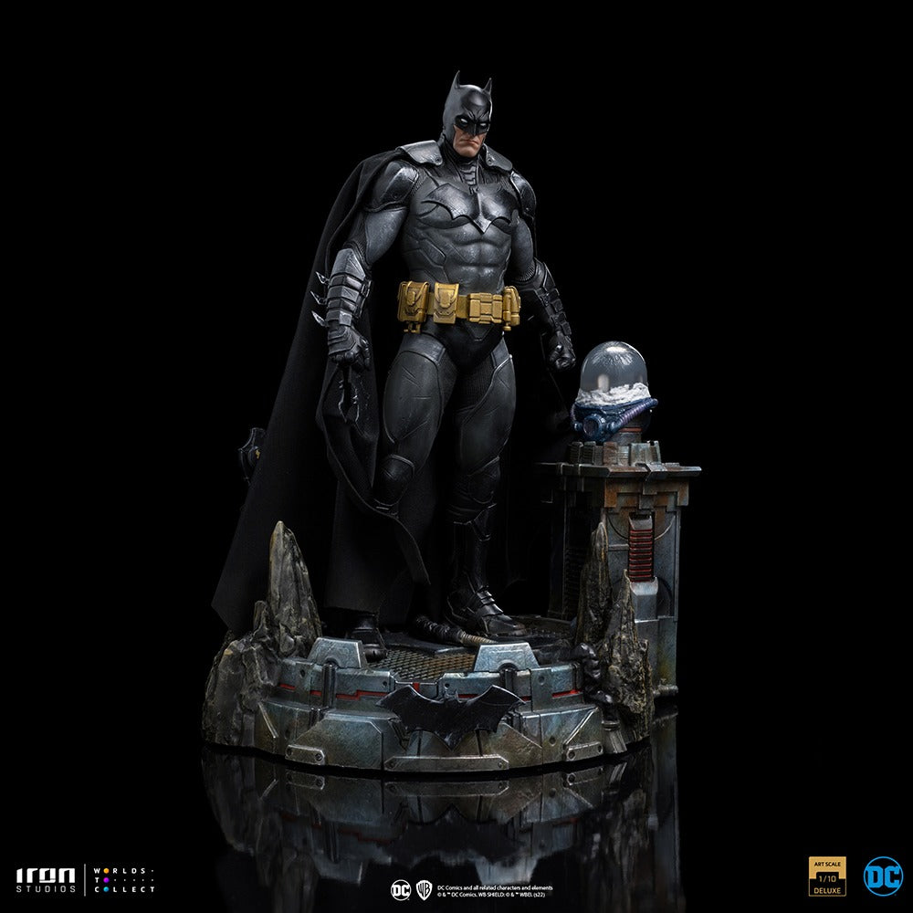 Estátua Batman Unleashed Deluxe - DC Comics - Art Scale 1/10 - Iron Studios