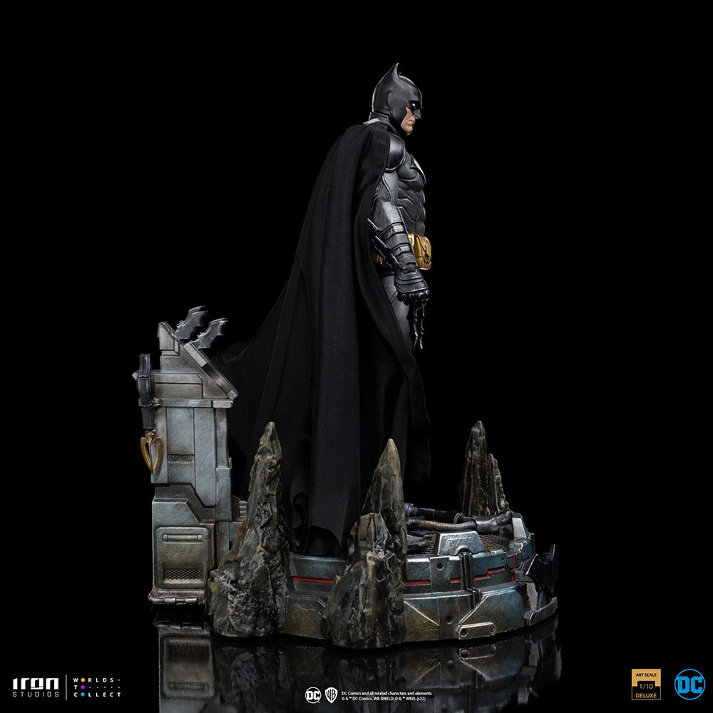 Estátua Batman Unleashed Deluxe - DC Comics - Art Scale 1/10 - Iron Studios