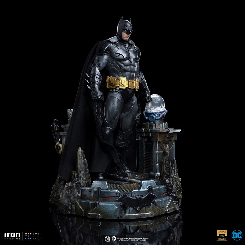 Estátua Batman Unleashed Deluxe - DC Comics - Art Scale 1/10 - Iron Studios