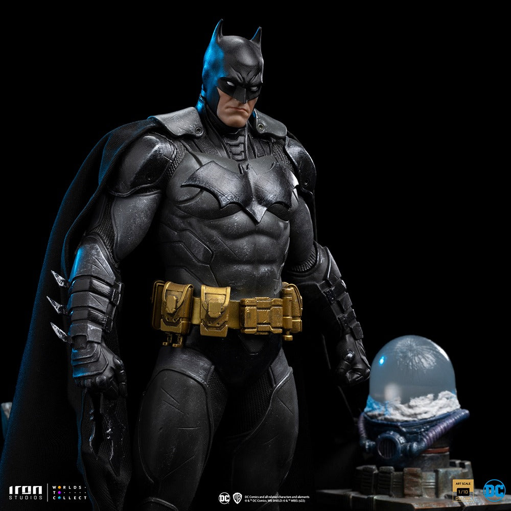 Estátua Batman Unleashed Deluxe - DC Comics - Art Scale 1/10 - Iron Studios
