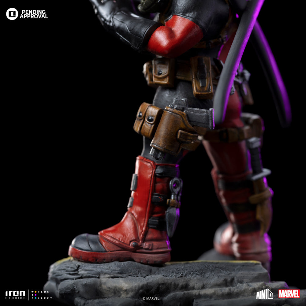 Estátua Deadpool - X-Men - MiniCo - Iron Studios