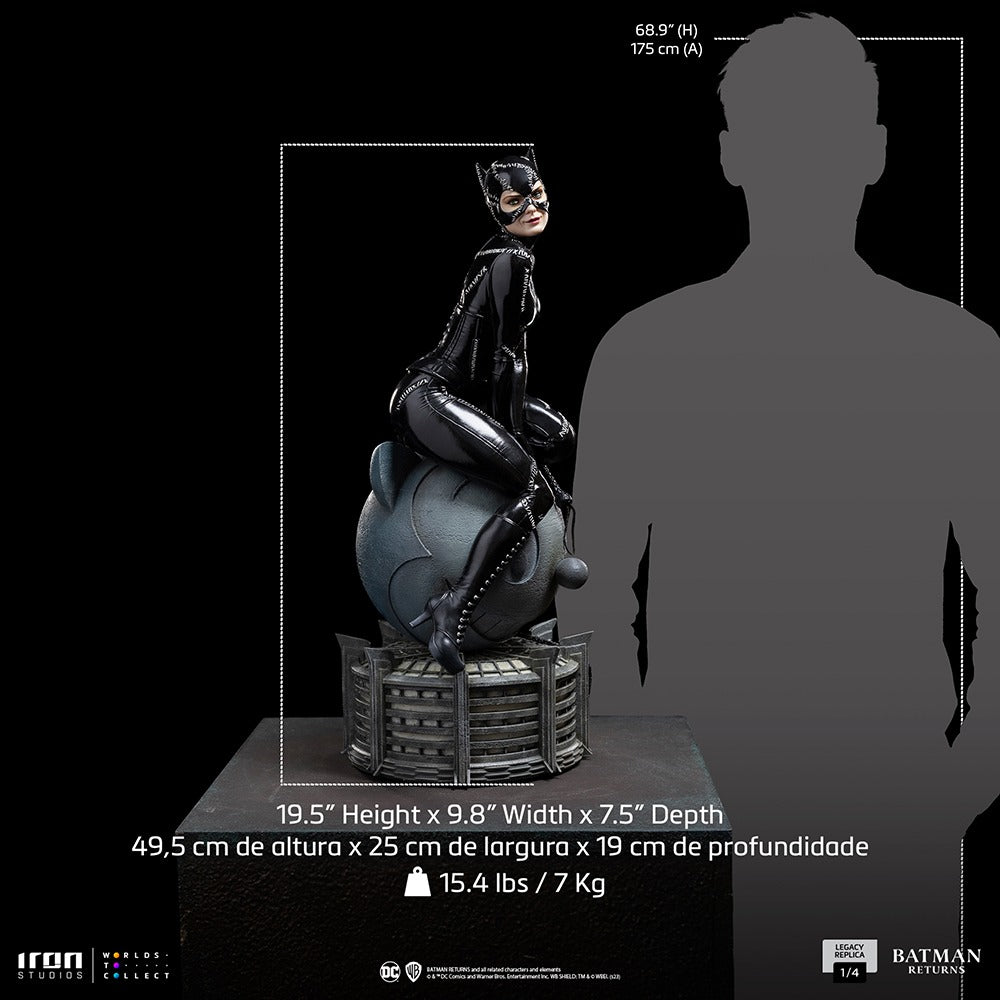 Estátua Mulher Gato - Batman Returns - Legacy Replica 1/4 - Iron Studios
