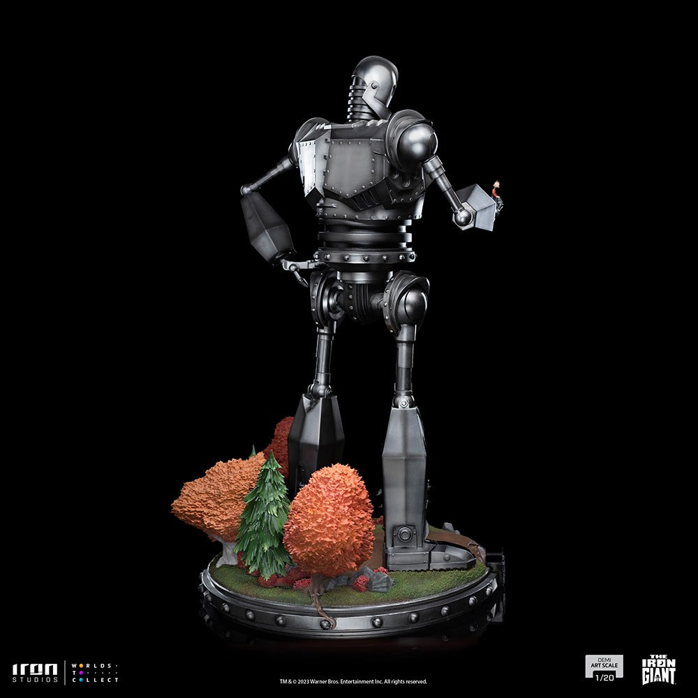 Estátua Iron Giant and Hogarth Hughes - The Iron Giant - Demi Scale 1/20 - Iron Studios