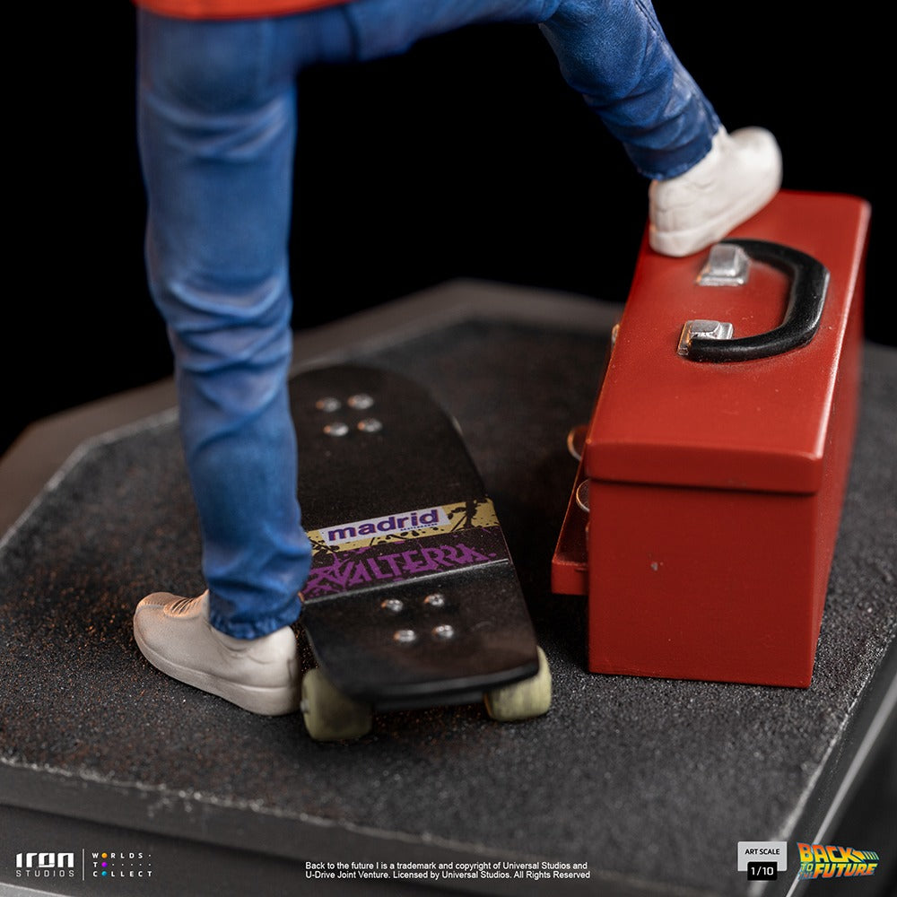 Estátua Marty McFly - Back to the Future - Art Scale 1/10 - Iron Studios