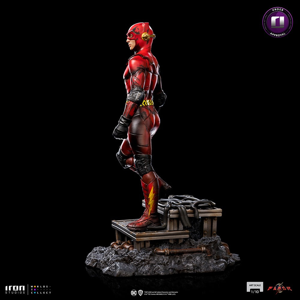 Estátua Flash Alternate Ver - The Flash Movie - Art Scale 1/10 - Iron Studios