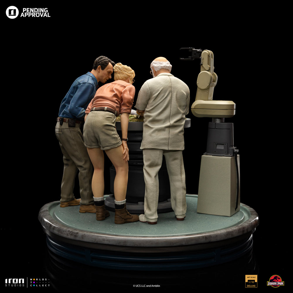Estátua Dino Hatching Deluxe - Jurassic Park - Art Scale 1/10 - Iron Studios