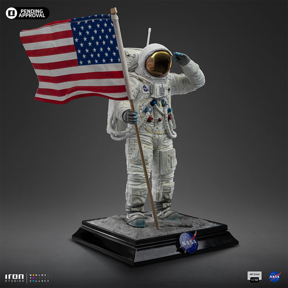 Estátua Apollo 11 Astronaut - Nasa - Art Scale 1/10 - Iron Studios
