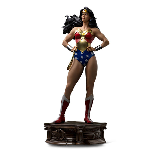 Estátua Mulher Maravilha - DC Trinity - Legacy Replica 1/4 - Iron Studios