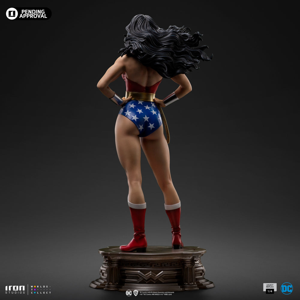 Estátua Mulher Maravilha - DC Trinity - Legacy Replica 1/4 - Iron Studios