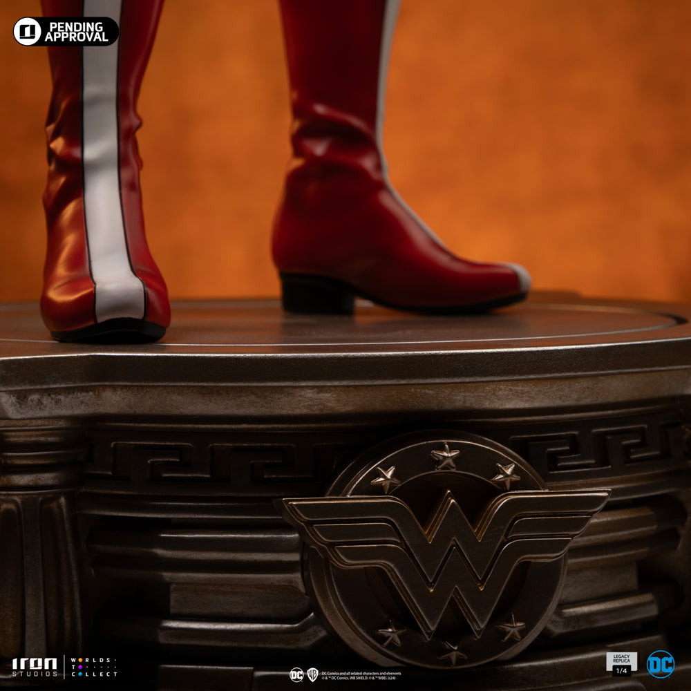 Estátua Mulher Maravilha - DC Trinity - Legacy Replica 1/4 - Iron Studios