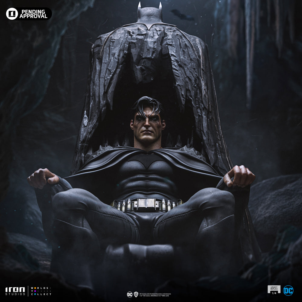 Estátua Batman and Bruce Wayne - DC Comics - Legacy Replica 1/4 - Iron Studios