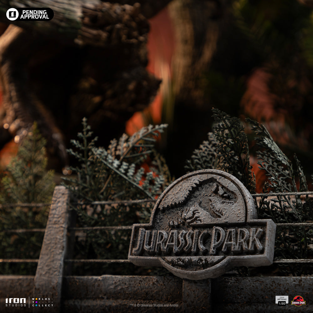 Estátua T-Rex Chase Scene - Jurassic Park - Demi Art Scale 1/20 - Iron Studios