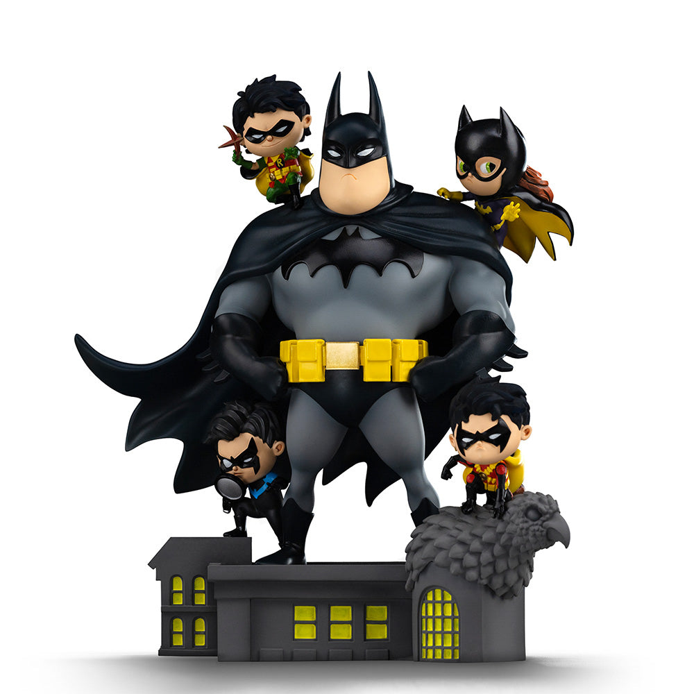 Estátua Batman Family Deluxe DC Comics Art Scale 1/10 Iron