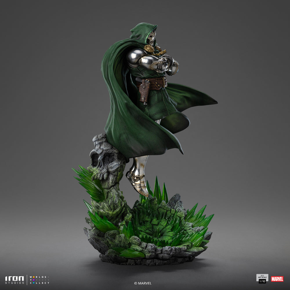 Estátua Dr Doom - Infinity Gauntlet Diorama - BDS Art Scale 1/10 - Iron Studios