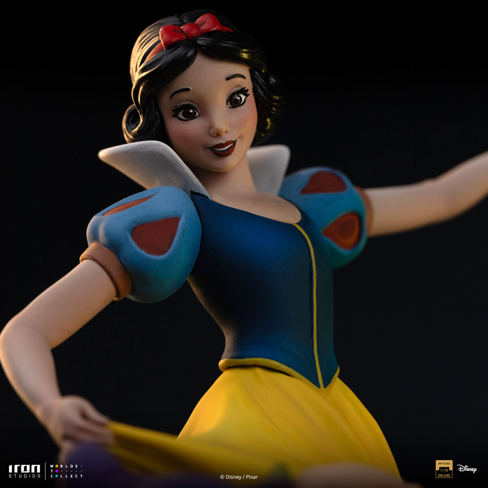 Estátua Snow White Deluxe - Snow White and the Seven Dwarves - Disney Classic - Art Scale 1/10 - Iron Studios