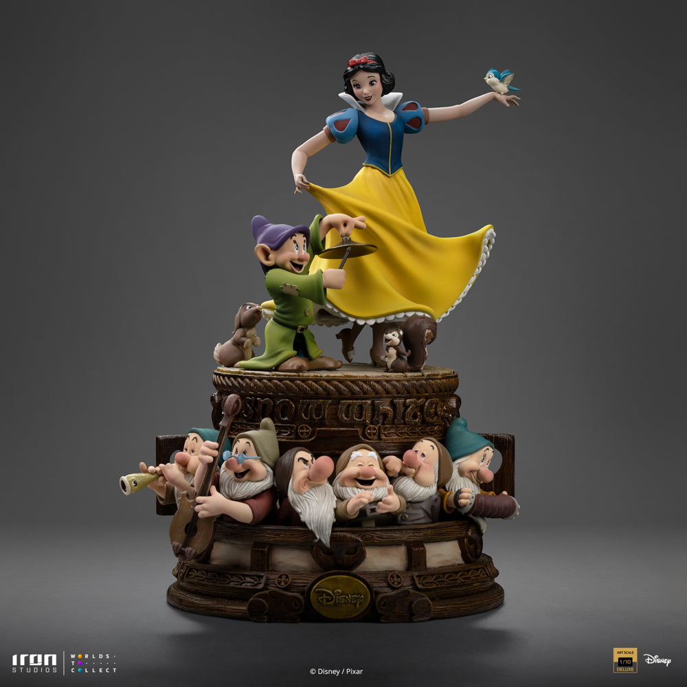 Estátua Snow White Deluxe - Snow White and the Seven Dwarves - Disney Classic - Art Scale 1/10 - Iron Studios