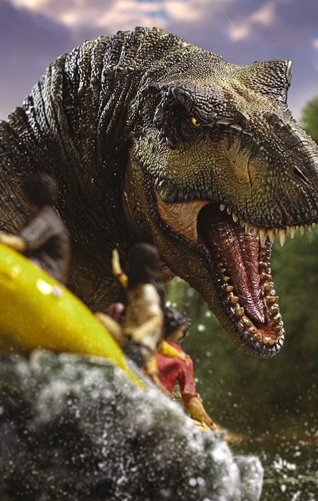 Estátua T-Rex River Scene - Jurassic World Rebirth - Demi Scale 1/20 - Iron Studios