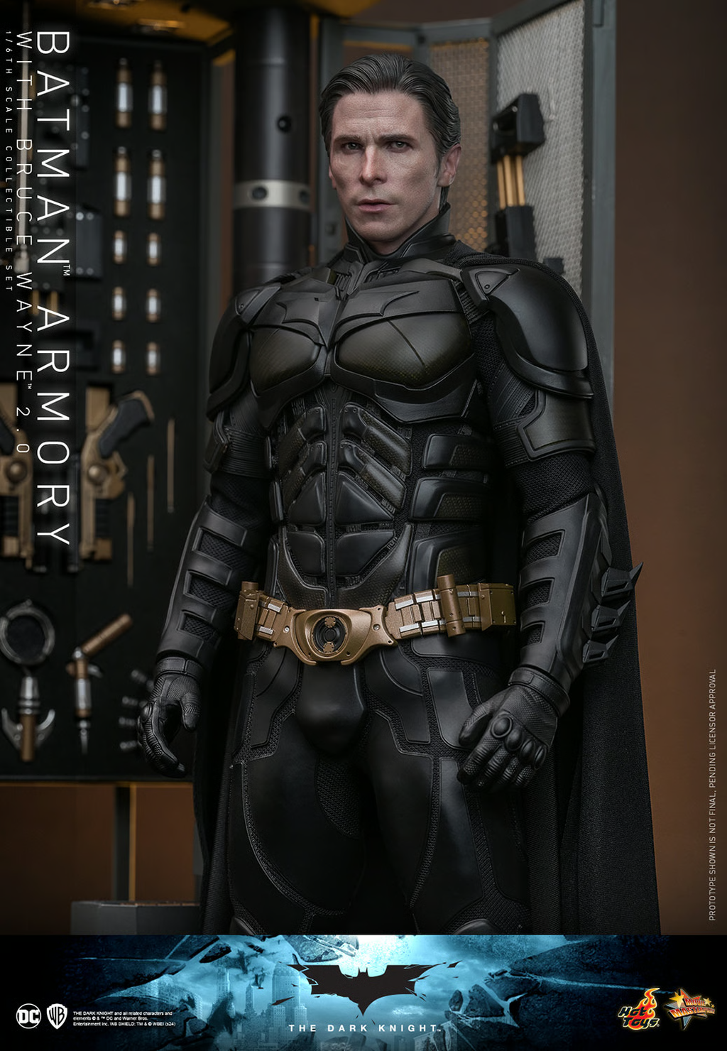 Figura Batman Armory com Bruce Wayne (2.0) - BATMAN THE DARK KNIGHT - 1/6 Scale - Hot Toys
