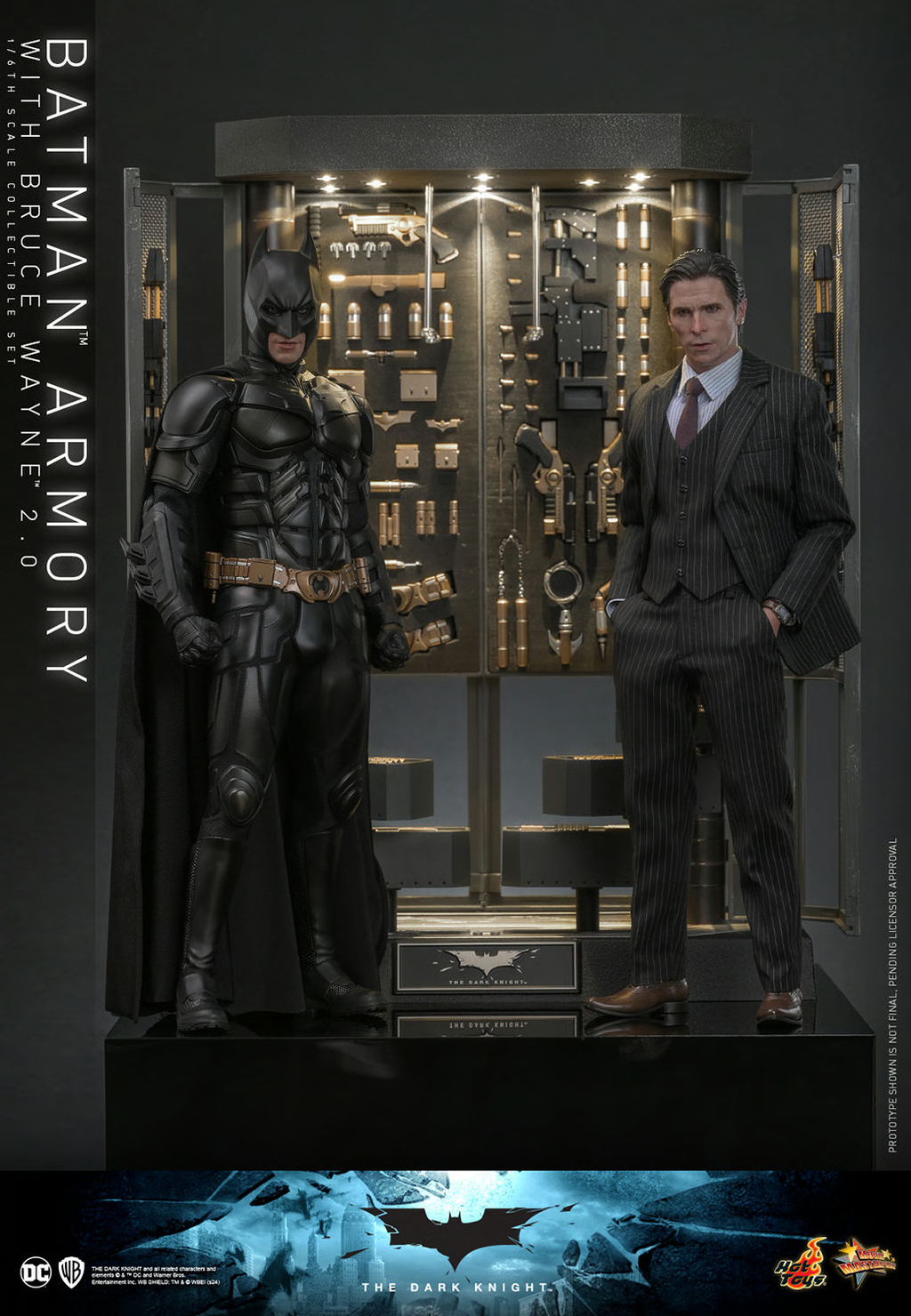 Figura Batman Armory com Bruce Wayne (2.0) - BATMAN THE DARK KNIGHT - 1/6 Scale - Hot Toys