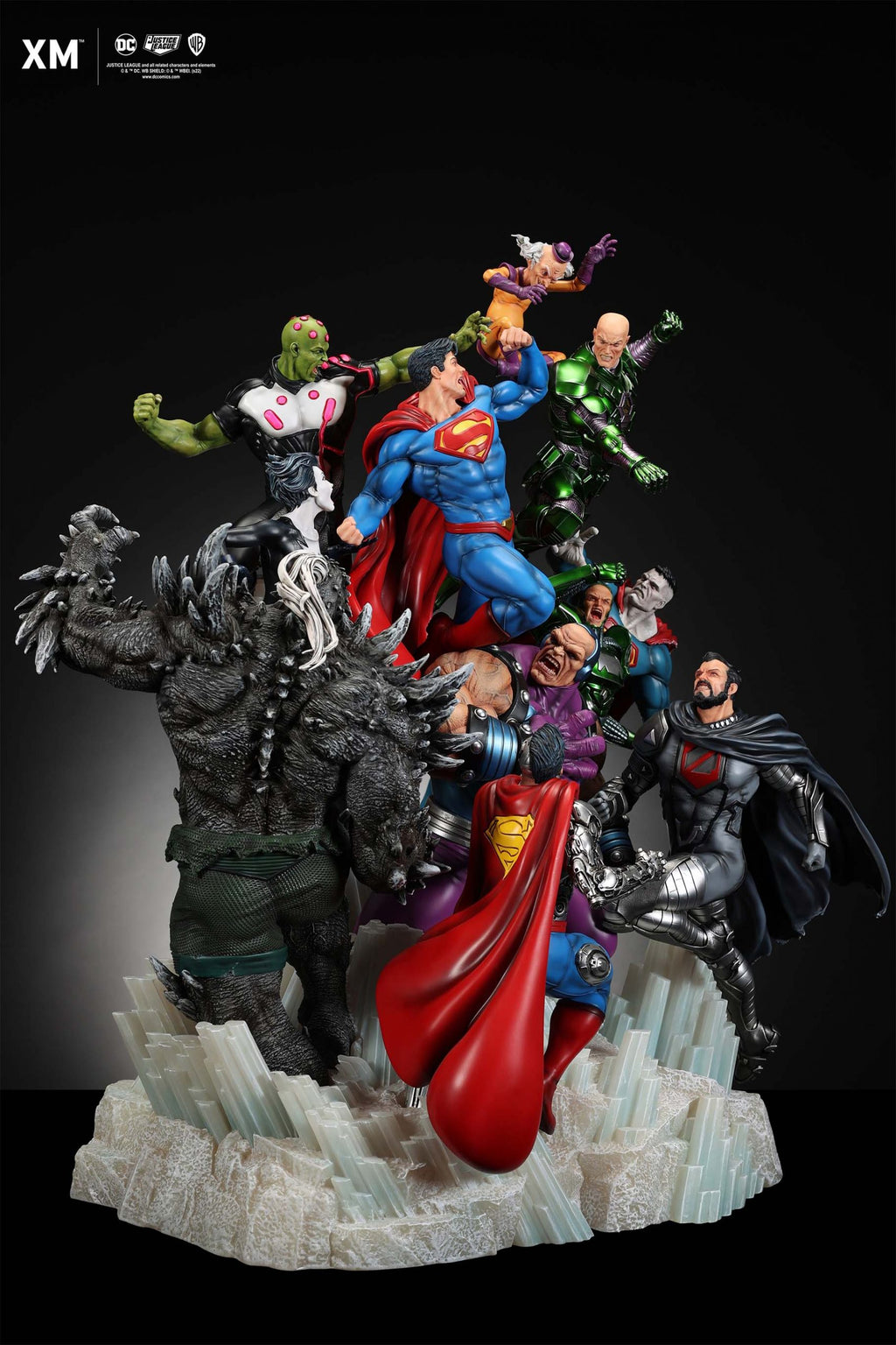 Estátua Superman Justice by David Finch (Color Version) - Dc Comics - sixth Scale Diorama - XM Studios