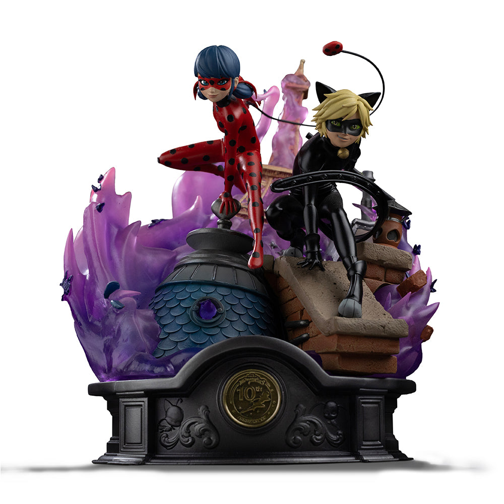 Estátua Ladybug and Cat Noir - Miraculous 10th Anniversary Signed Edition - Deluxe Art Scale 1/10 - Iron Studios