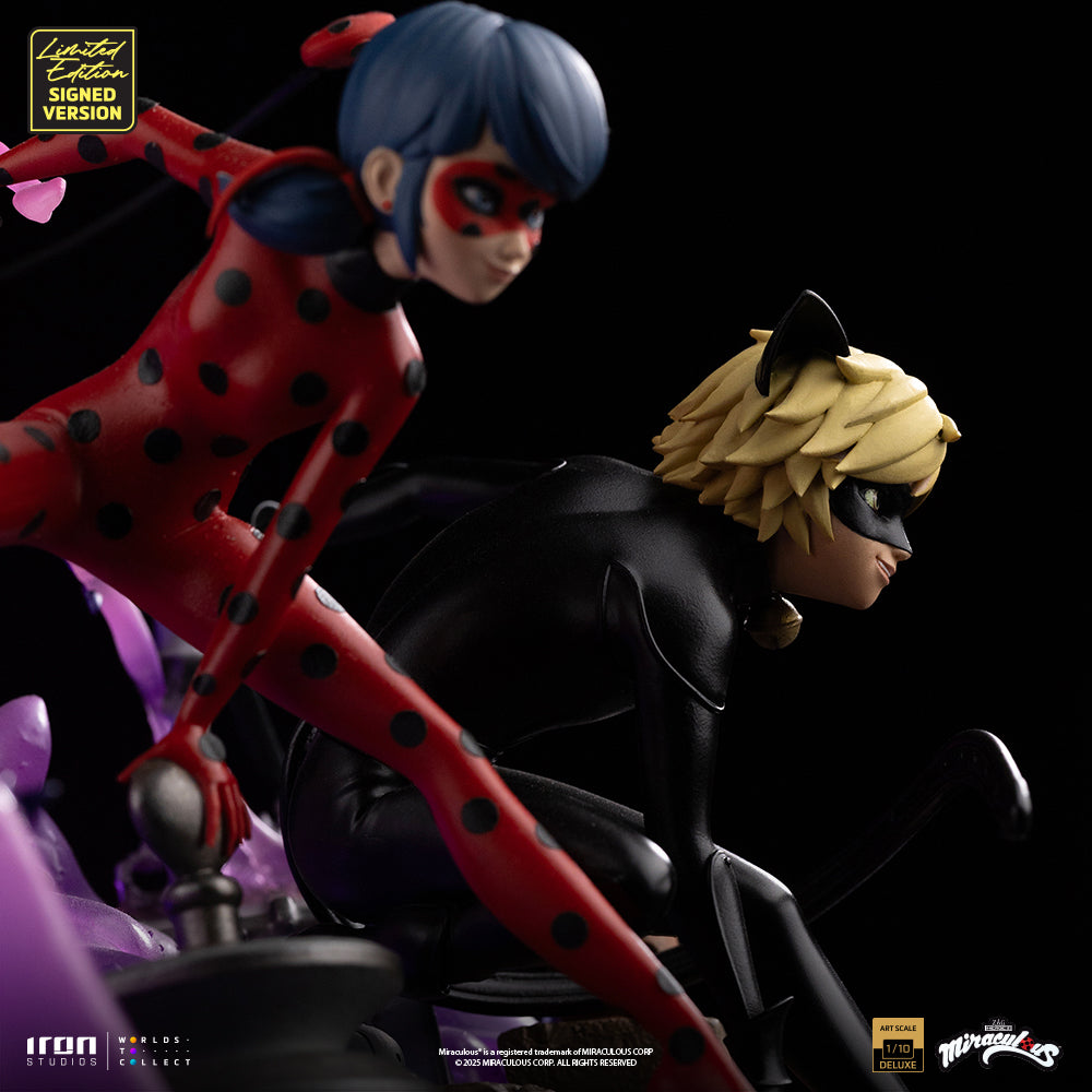 Estátua Ladybug and Cat Noir - Miraculous 10th Anniversary Signed Edition - Deluxe Art Scale 1/10 - Iron Studios