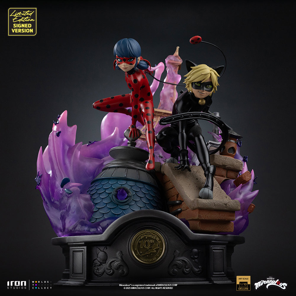 Estátua Ladybug and Cat Noir - Miraculous 10th Anniversary Signed Edition - Deluxe Art Scale 1/10 - Iron Studios