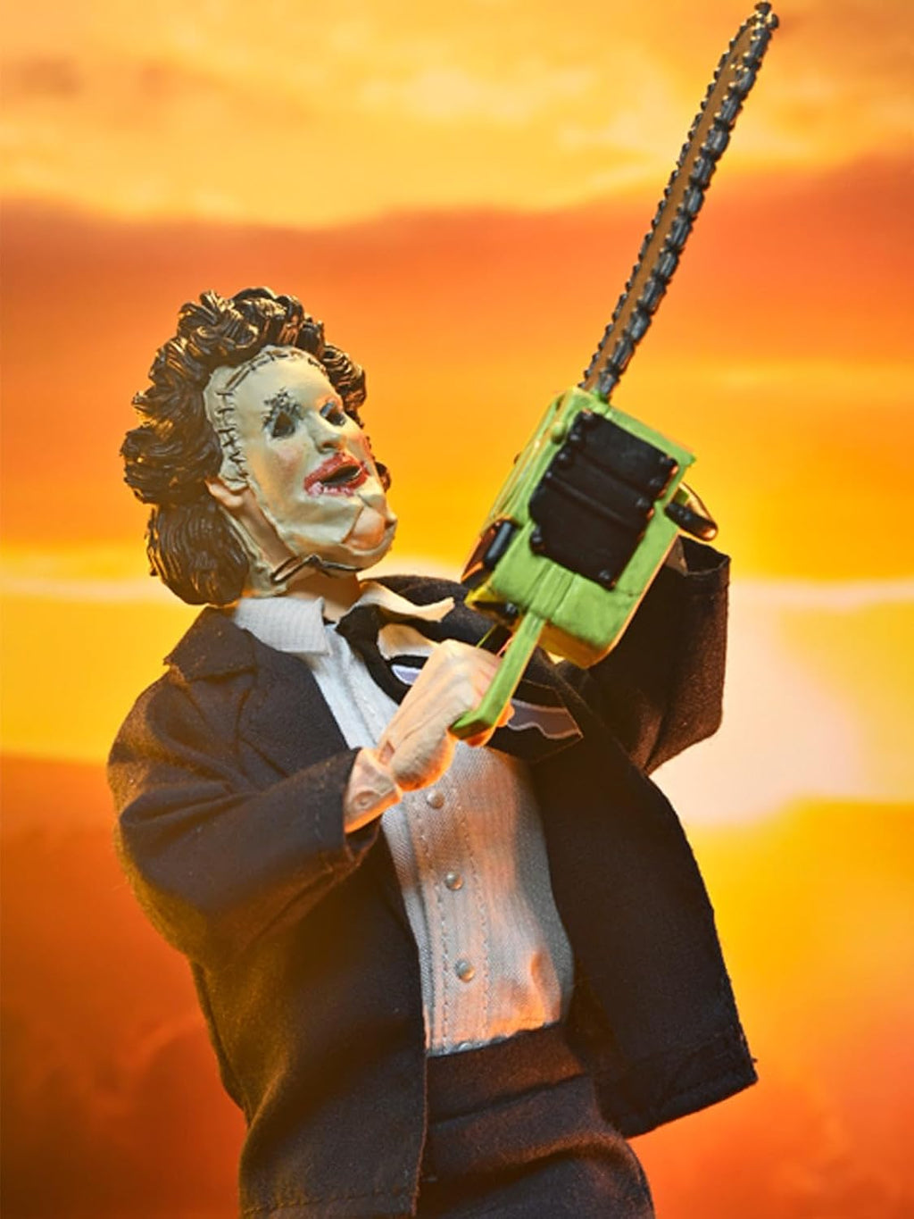Figura Pretty Woman Leatherface  50th Anniversary  - Texas Chainsaw Massacre - 7″ Scale - Neca