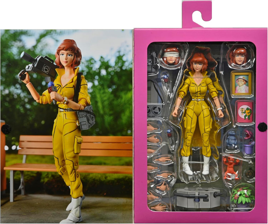 Figura Ultimate April O'Neil - Cartoon - TMNT - NECA