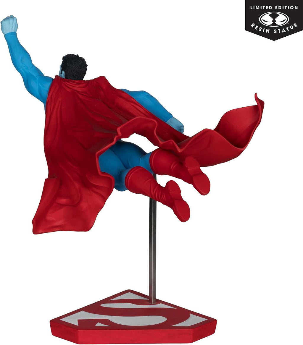 Estátua Superman by Lee Bermejo (Superman Red and Blue) - DC Direct - 1/10 Scale - McFarlane