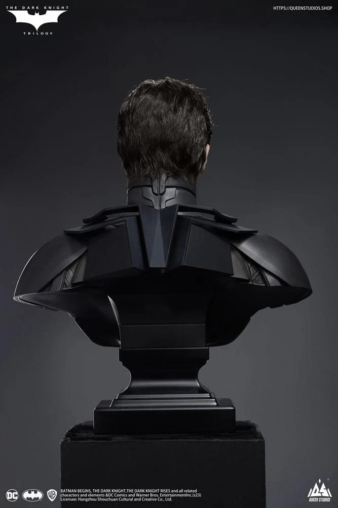 Estátua The Dark Knight Batman Life-size Bust - Regular Edition - Queen Studios