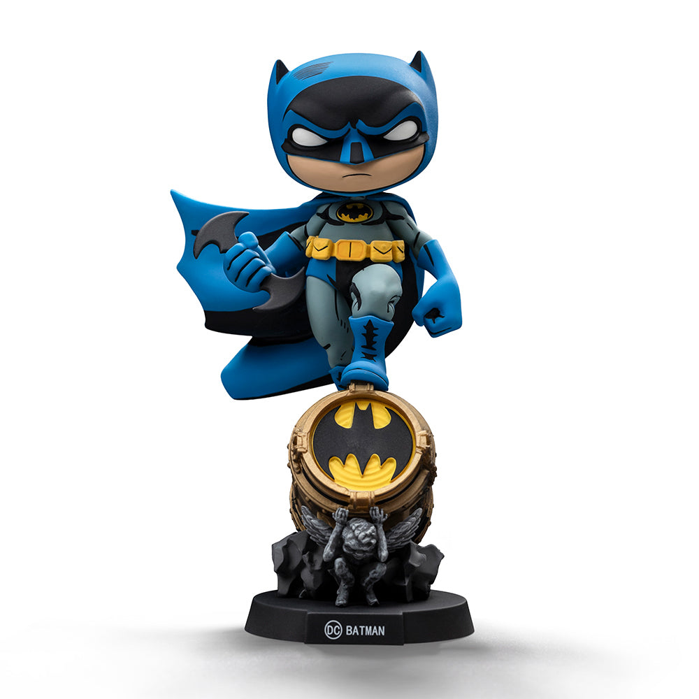 Estátua Batman on Bat-Signal (Blue Variant) - MiniCo - Iron Studios