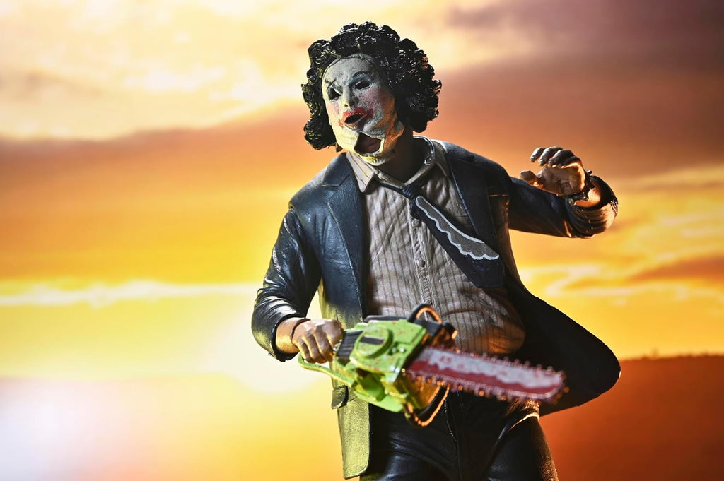 Figura Leatherface Pretty Woman (50th Anniversary) – Texas Chainsaw Massacre – Ultimate 7