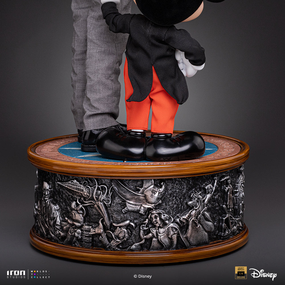 Pré-Venda - Estátua Walt Disney & Mickey Mouse - Disney Classics - Legacy Replica 1/4 - Iron Studios